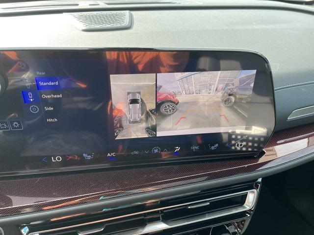 new 2026 Chevrolet Traverse car, priced at $58,450