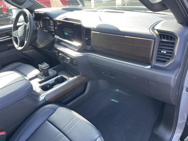 new 2025 Chevrolet Silverado 1500 car, priced at $72,173