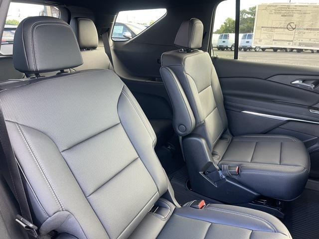 new 2026 Chevrolet Traverse car, priced at $44,345