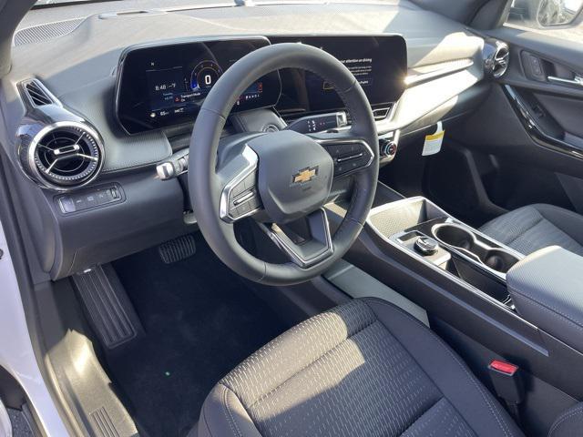 new 2026 Chevrolet Equinox car, priced at $31,995
