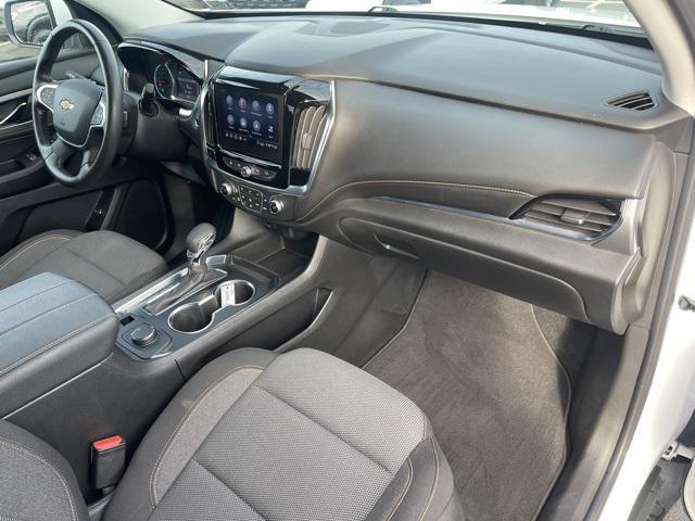 used 2021 Chevrolet Traverse car, priced at $27,900