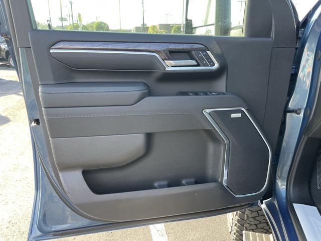 new 2025 Chevrolet Silverado 2500 car, priced at $94,900