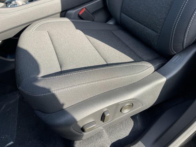 new 2026 Chevrolet Traverse car, priced at $42,545