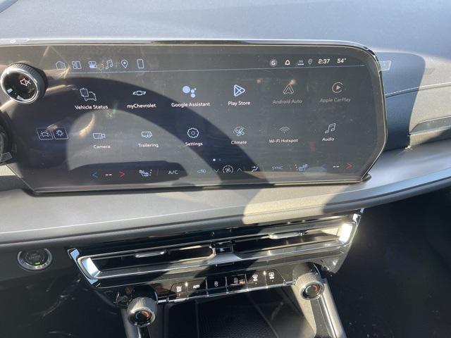 new 2026 Chevrolet Traverse car, priced at $42,545