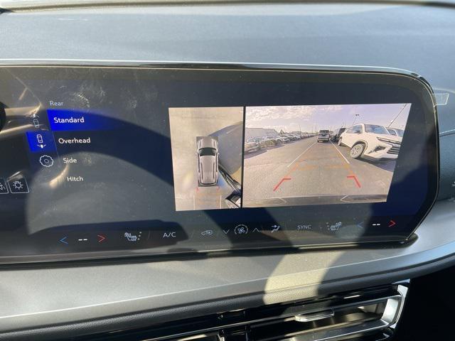 new 2026 Chevrolet Traverse car, priced at $42,545