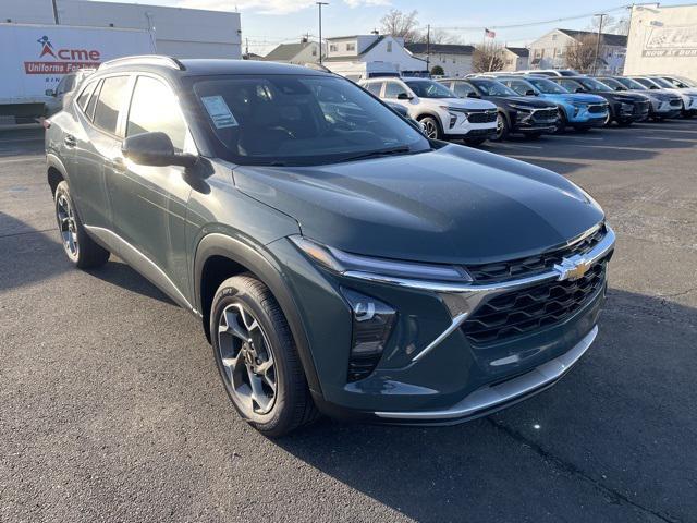 new 2025 Chevrolet Trax car, priced at $25,010