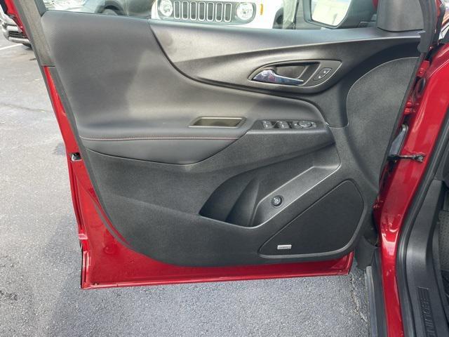 used 2023 Chevrolet Equinox car, priced at $26,900