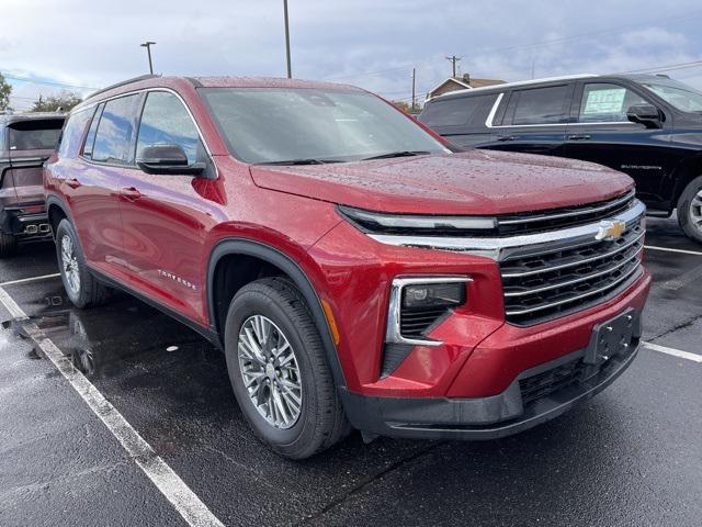 new 2025 Chevrolet Traverse car, priced at $38,900
