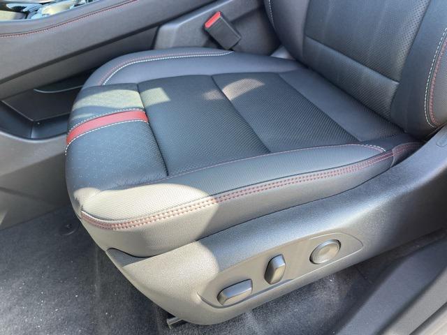 new 2026 Chevrolet Traverse car, priced at $57,290