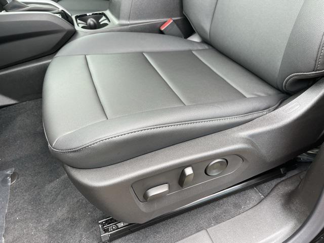 new 2025 Chevrolet Colorado car, priced at $42,103