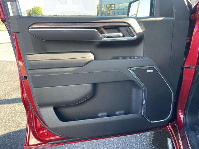 new 2025 Chevrolet Silverado 1500 car, priced at $68,900