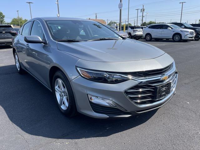 new 2025 Chevrolet Malibu car, priced at $26,495