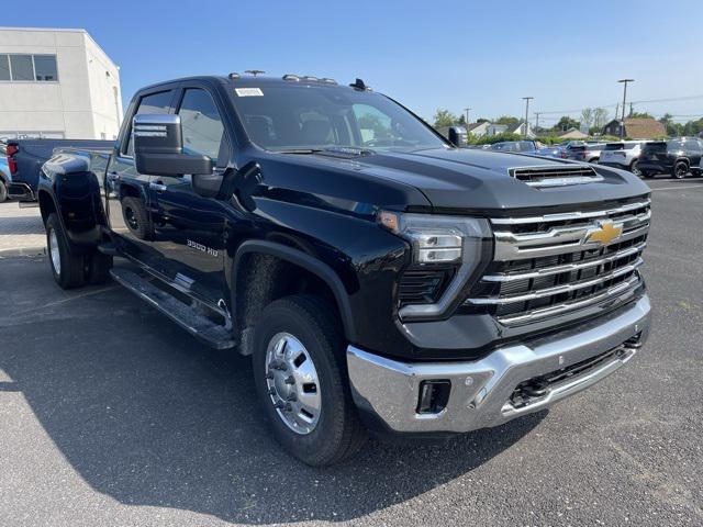 new 2025 Chevrolet Silverado 3500 car, priced at $88,520