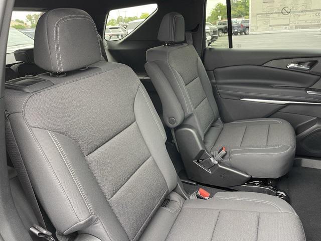 new 2026 Chevrolet Traverse car, priced at $43,120