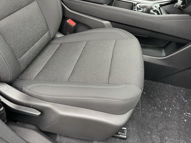 new 2026 Chevrolet Traverse car, priced at $43,120