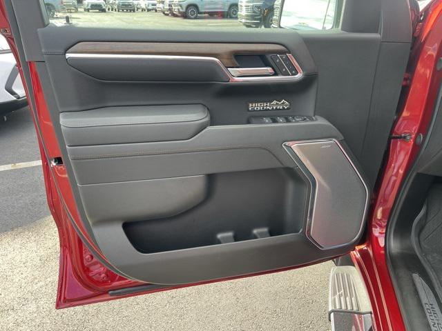 used 2025 Chevrolet Silverado 1500 car, priced at $61,900