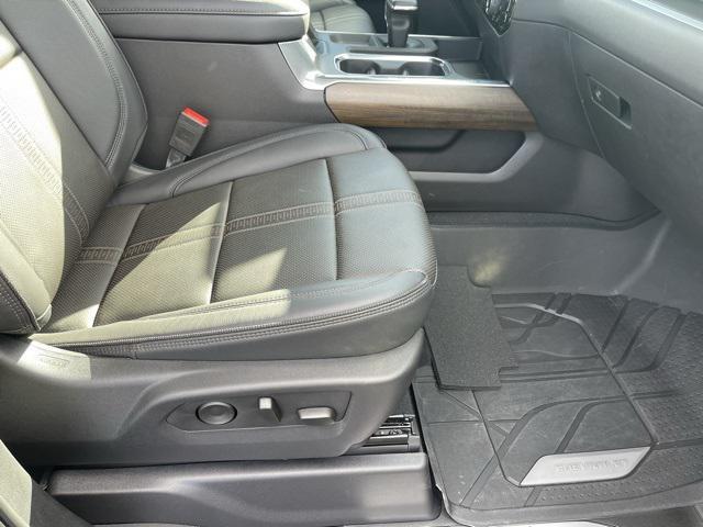 used 2025 Chevrolet Silverado 1500 car, priced at $61,900