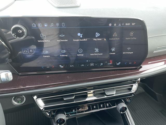 new 2026 Chevrolet Traverse car, priced at $58,375