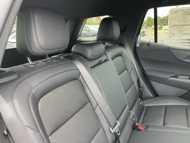 new 2026 Chevrolet Equinox car, priced at $33,910