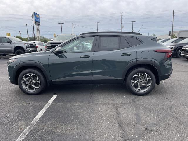 new 2025 Chevrolet Trax car, priced at $25,500