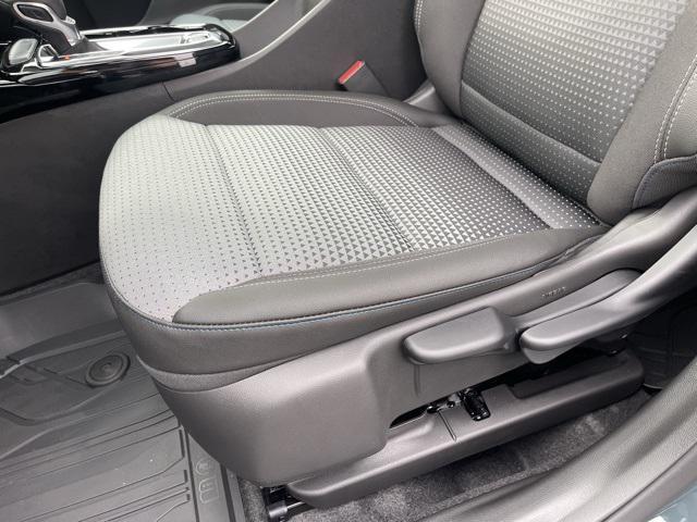 new 2025 Chevrolet Trax car, priced at $25,500