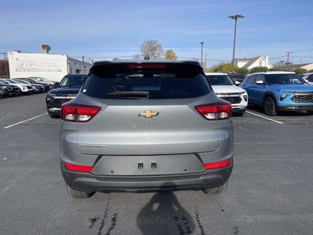 new 2025 Chevrolet TrailBlazer car, priced at $24,500