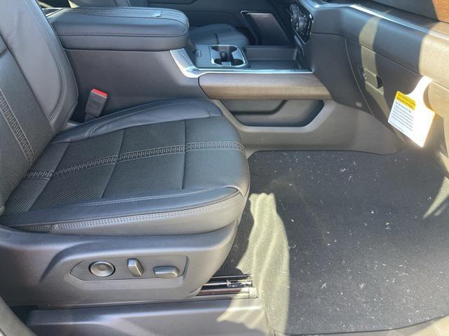 new 2026 Chevrolet Silverado 3500 car, priced at $90,445