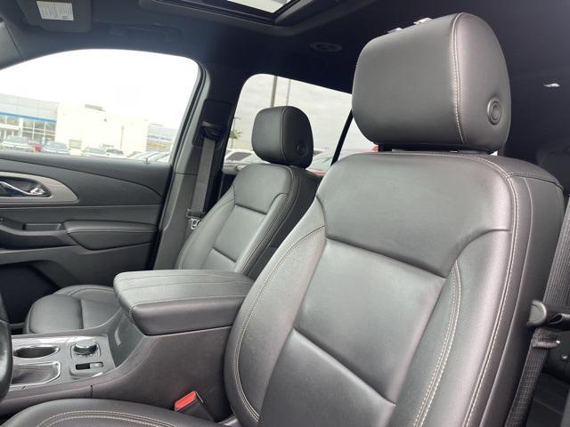 used 2023 Chevrolet Traverse car, priced at $32,900
