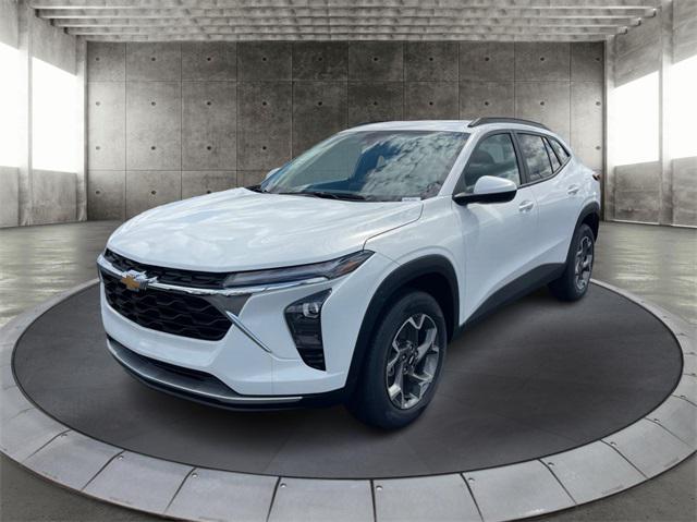 new 2025 Chevrolet Trax car, priced at $26,010