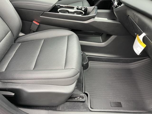 new 2026 Chevrolet Equinox car, priced at $31,340