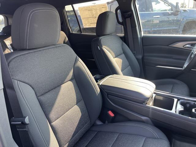 new 2025 Chevrolet Traverse car, priced at $41,505