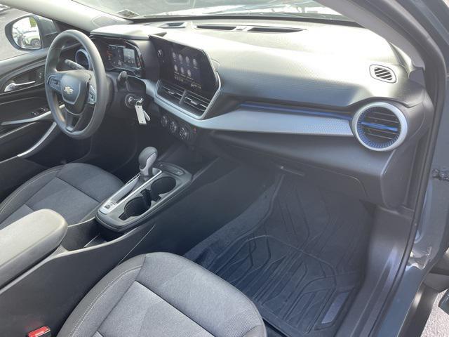 used 2025 Chevrolet Trax car, priced at $21,900