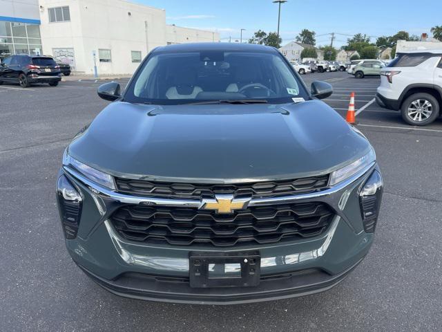 used 2025 Chevrolet Trax car, priced at $21,900