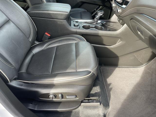 used 2023 Chevrolet Traverse car, priced at $37,900