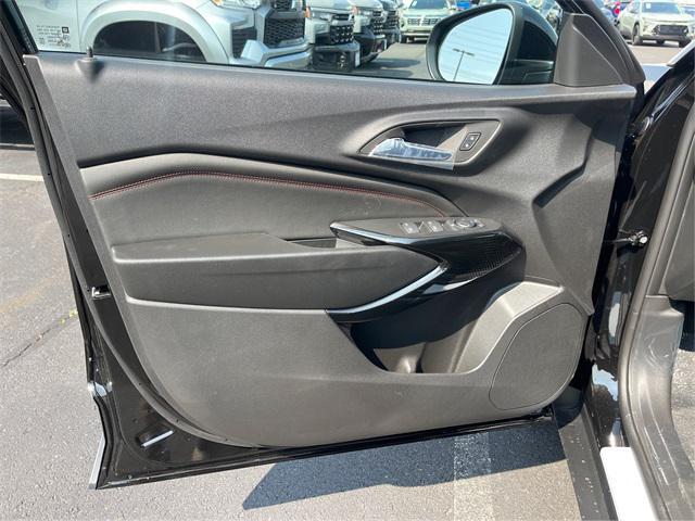 new 2025 Chevrolet Trax car, priced at $27,085