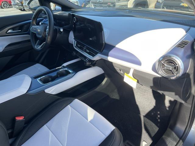 new 2026 Chevrolet Equinox EV car, priced at $38,914