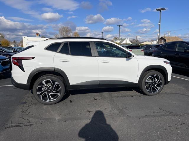 new 2025 Chevrolet Trax car, priced at $25,885