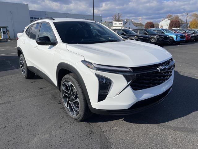 new 2025 Chevrolet Trax car, priced at $25,885