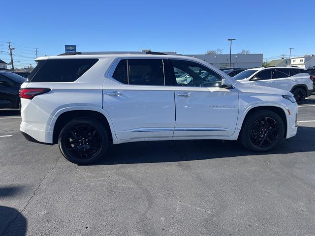 used 2022 Chevrolet Traverse car, priced at $35,900