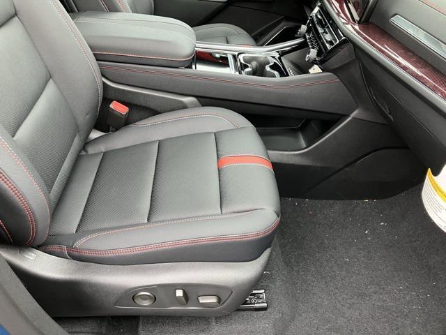 new 2025 Chevrolet Traverse car, priced at $56,940
