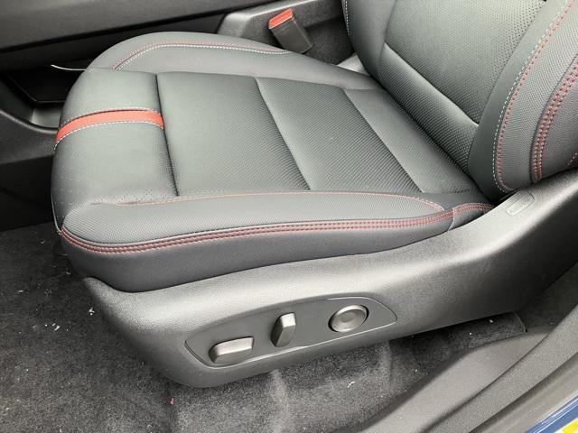 new 2025 Chevrolet Traverse car, priced at $56,940