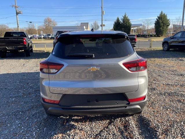 new 2025 Chevrolet TrailBlazer car, priced at $26,125