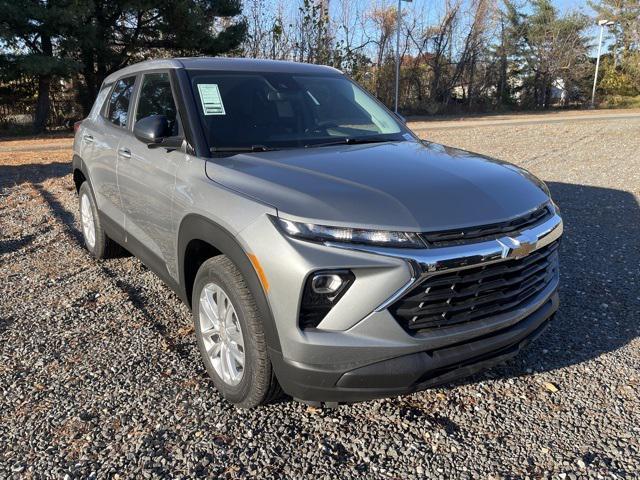 new 2025 Chevrolet TrailBlazer car, priced at $24,125