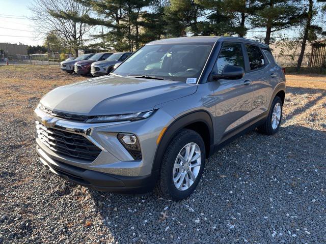 new 2025 Chevrolet TrailBlazer car, priced at $26,125