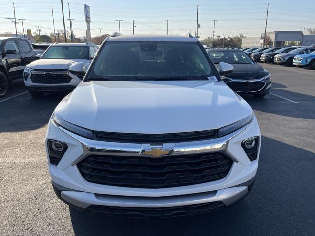 new 2025 Chevrolet TrailBlazer car, priced at $27,300