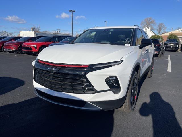 new 2025 Chevrolet Blazer car, priced at $40,438