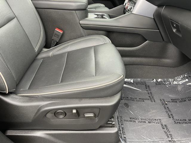 used 2023 GMC Yukon car, priced at $53,900