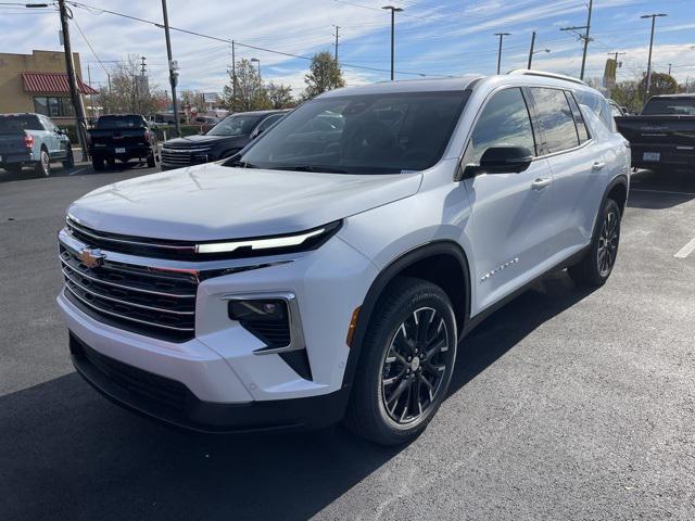 new 2025 Chevrolet Traverse car, priced at $50,275