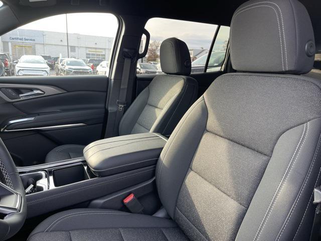 new 2026 Chevrolet Traverse car, priced at $42,545