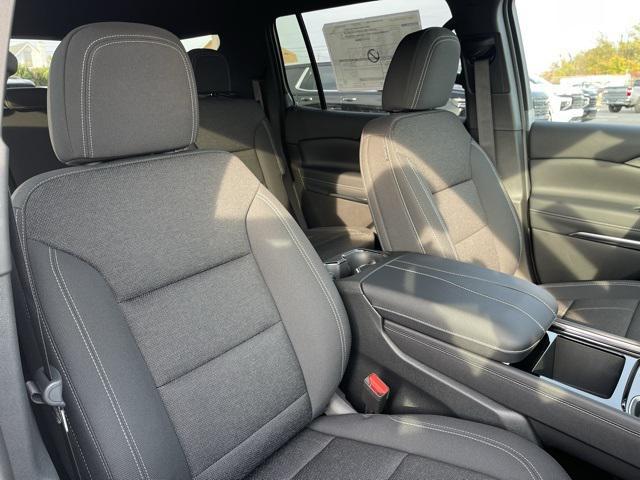 new 2026 Chevrolet Traverse car, priced at $42,545